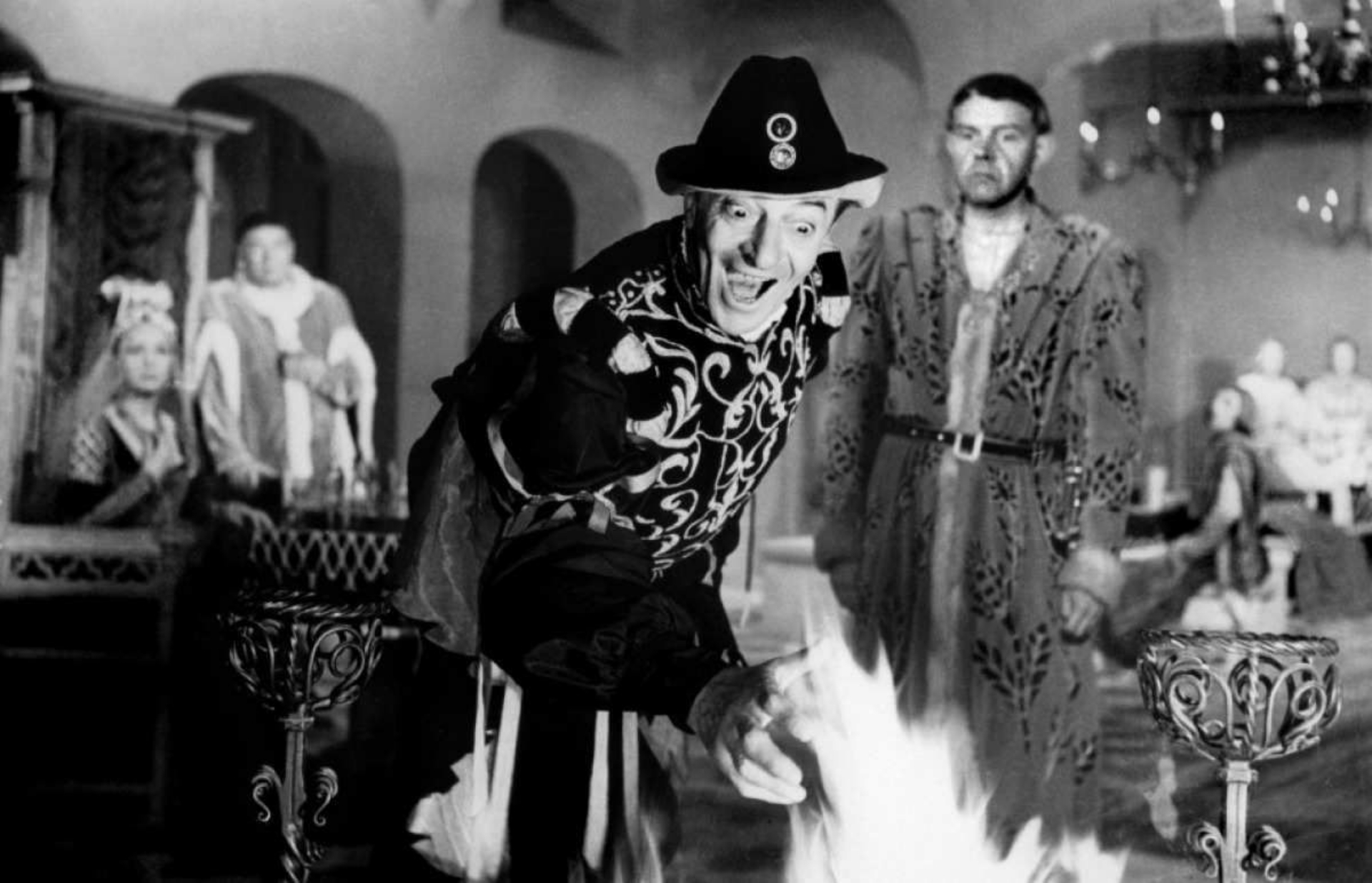 Les Visiteurs du soir (1942)